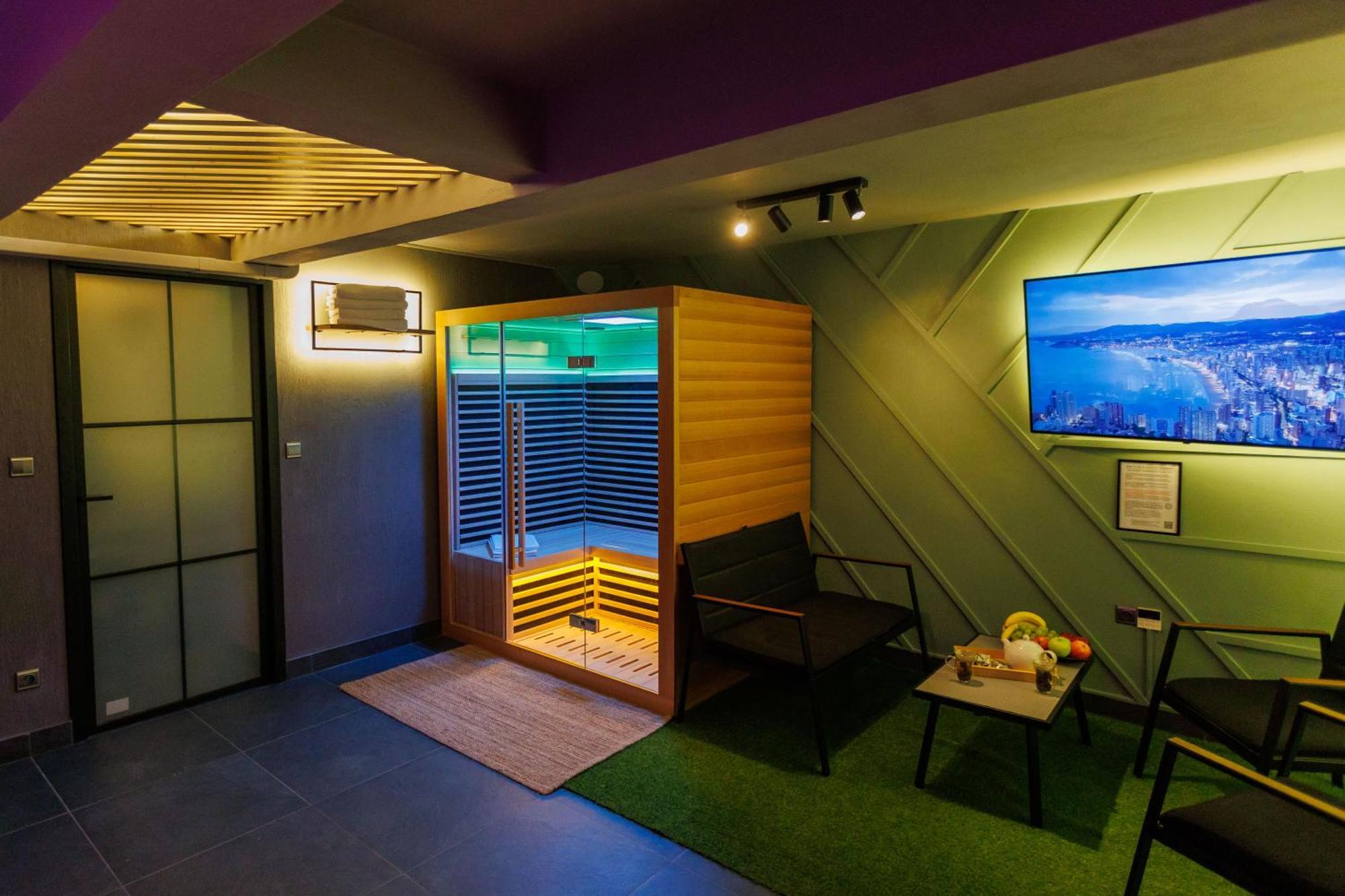 Leo Apartment Suite & Private Spa Zone - Old City Bratislava Dış mekan fotoğraf