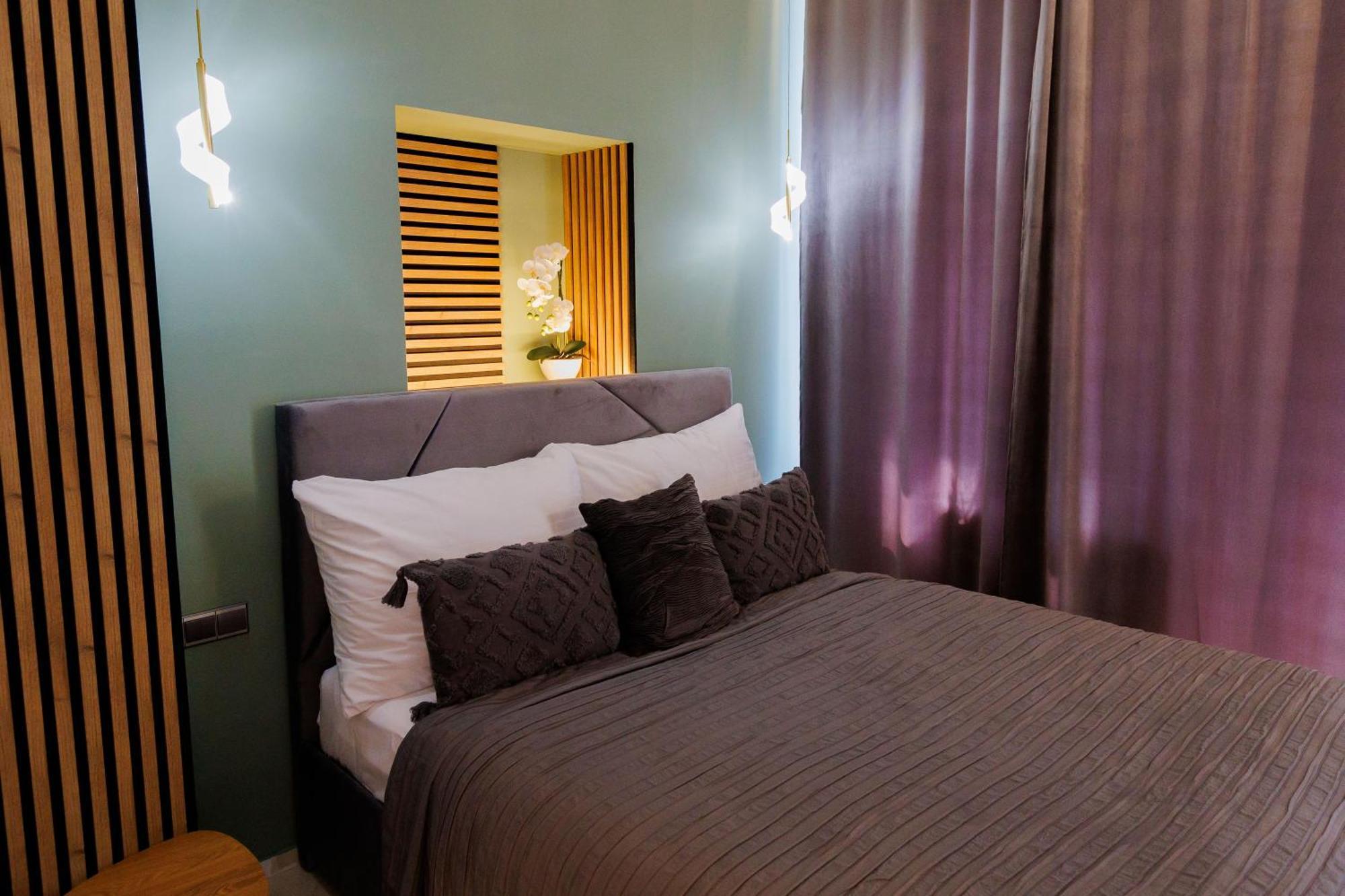 Leo Apartment Suite & Private Spa Zone - Old City Bratislava Dış mekan fotoğraf