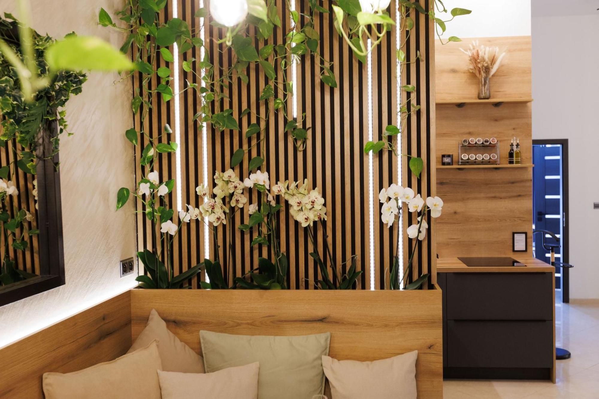 Leo Apartment Suite & Private Spa Zone - Old City Bratislava Dış mekan fotoğraf